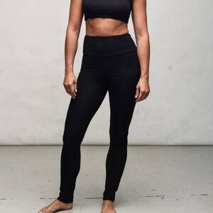 HIGH WAIST YOGA LEGGING
